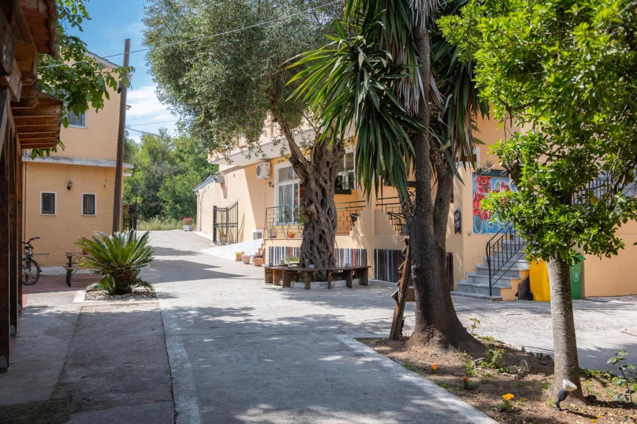 Wilde Rose Hotel Dassia  Exterior foto